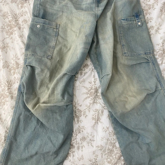 H&M Cargo Pants - Picture 4 of 4
